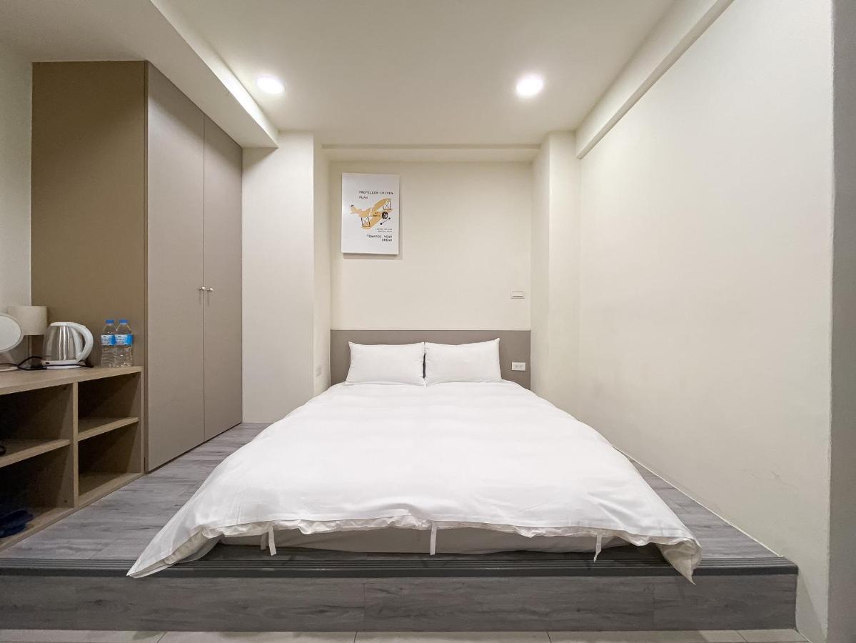 Hotel Sleeping Quilt Taichung Exterior foto