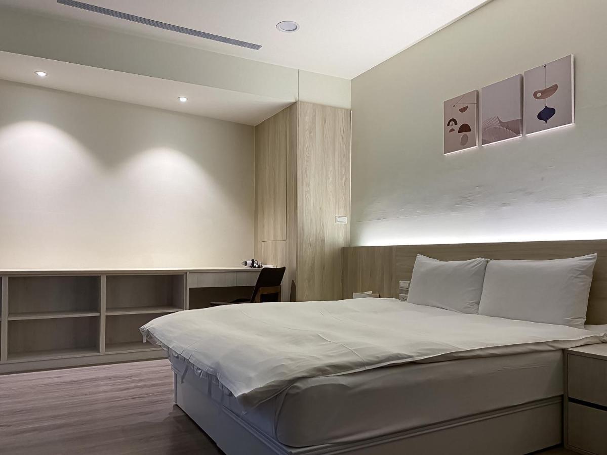 Hotel Sleeping Quilt Taichung Exterior foto