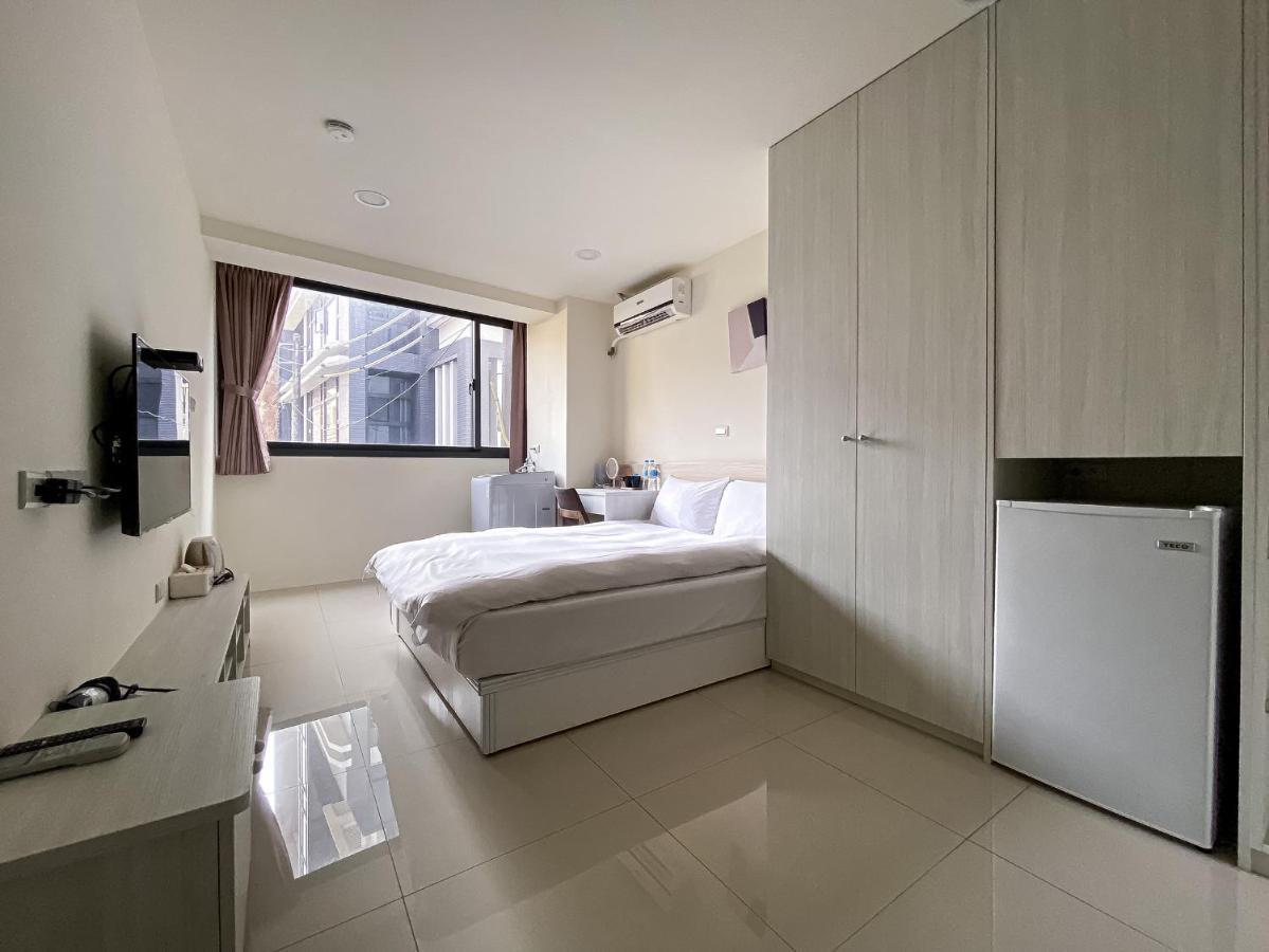 Hotel Sleeping Quilt Taichung Exterior foto