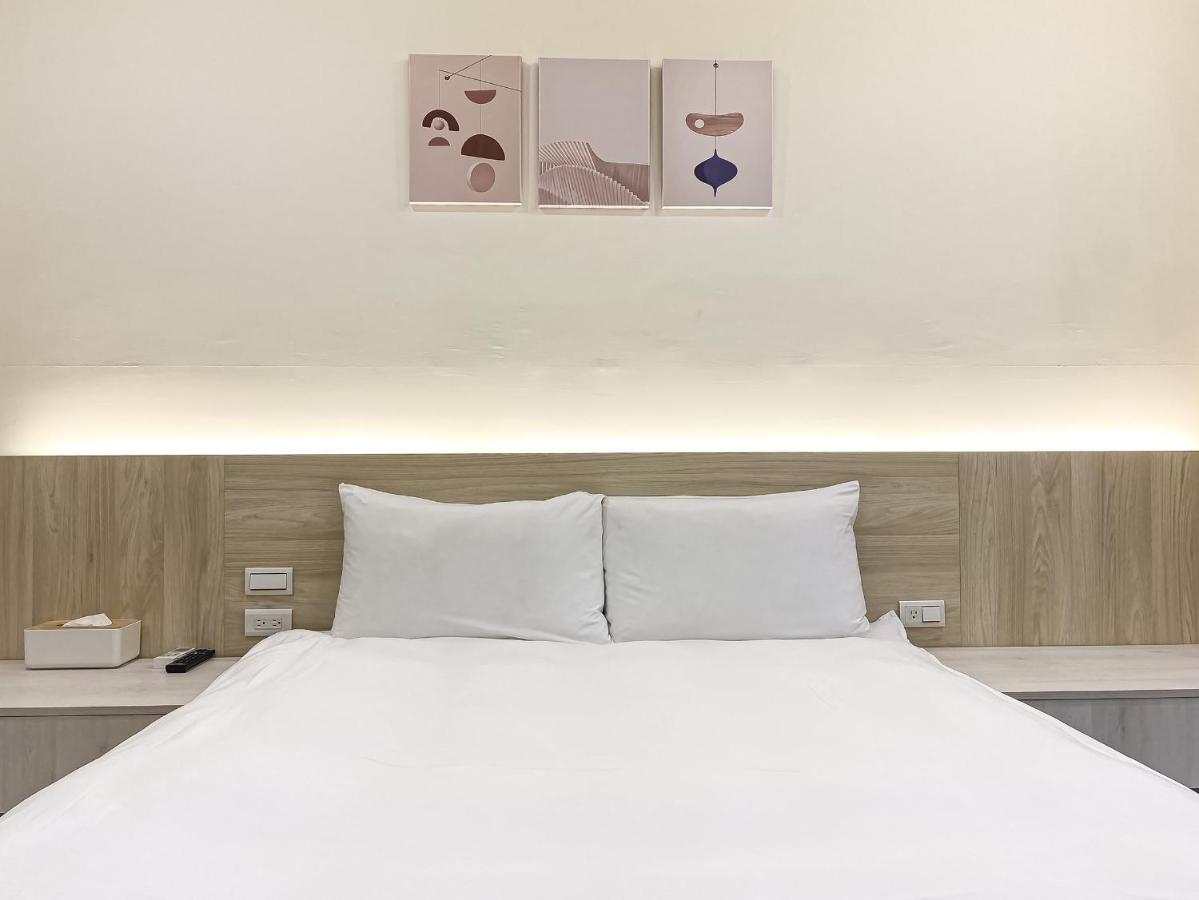 Hotel Sleeping Quilt Taichung Exterior foto